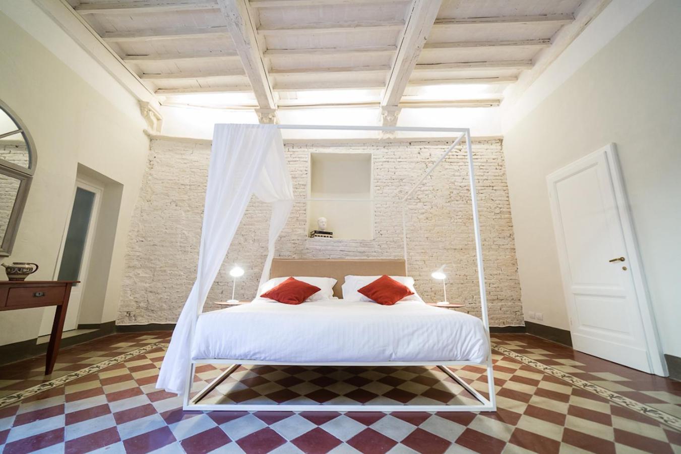 Bed and Breakfast Casatorre Dei Leoni Dimora Storica Siena Habitación foto